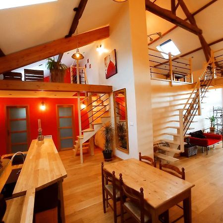Villa La Grange de Marie à St Angel - Magnifique Grange Rénovée en loft pour 1 à 6 pers à Saint-Angel  Extérieur photo