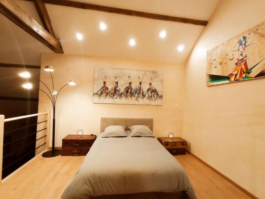 Villa La Grange de Marie à St Angel - Magnifique Grange Rénovée en loft pour 1 à 6 pers à Saint-Angel  Extérieur photo